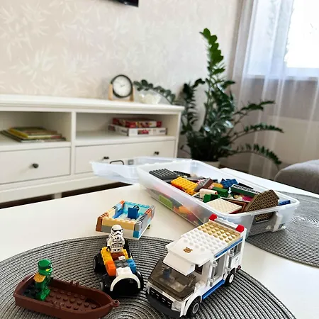 Middle Street Apartment Aluksne